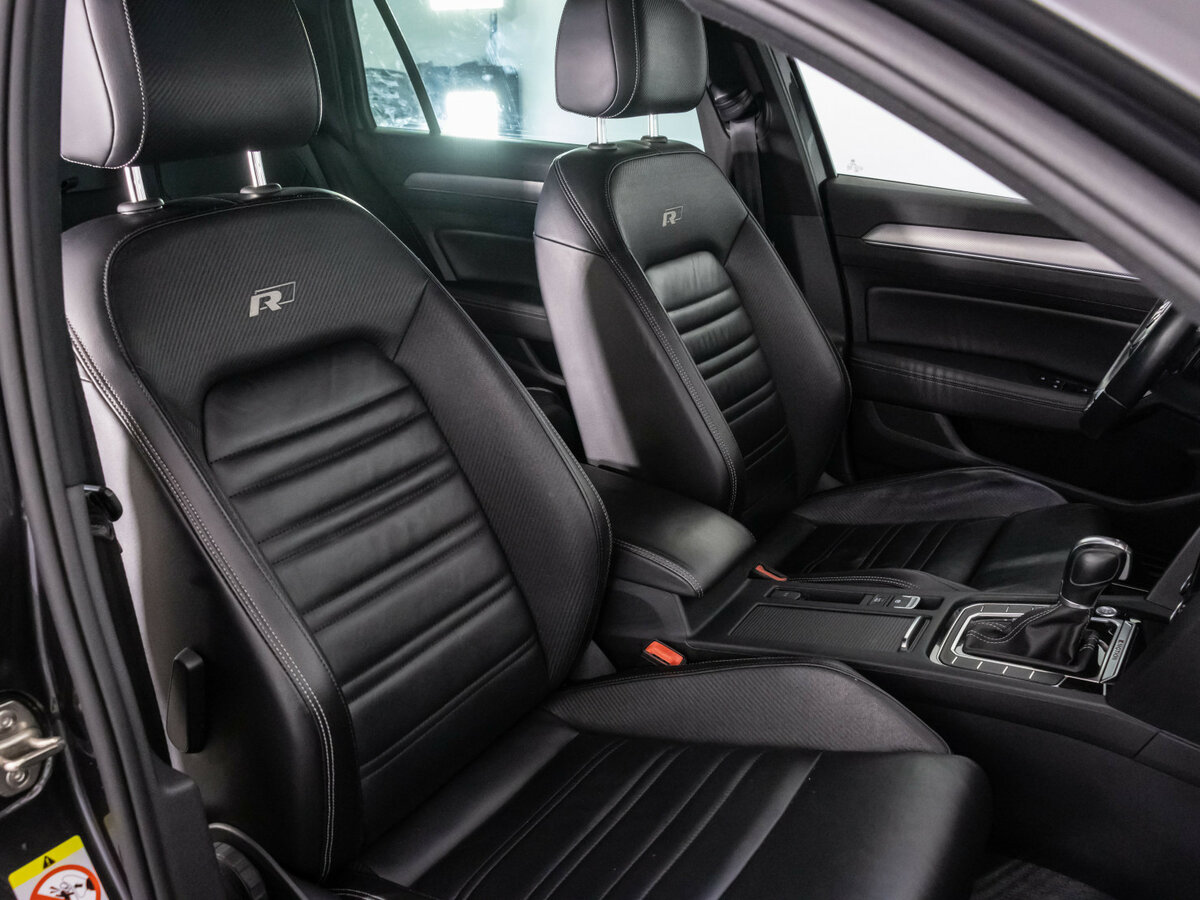 Купить Volkswagen Passat с пробегом. Фото: #23