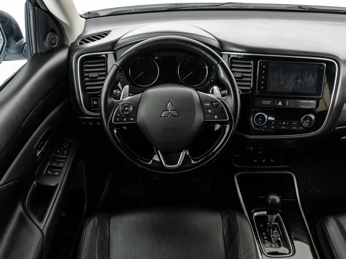 Купить Mitsubishi Outlander с пробегом. Фото: #8