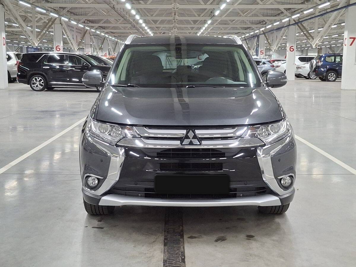 Купить Mitsubishi Outlander с пробегом. Фото: #1