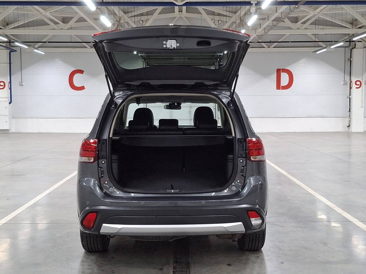 Купить Mitsubishi Outlander с пробегом. Фото: #9