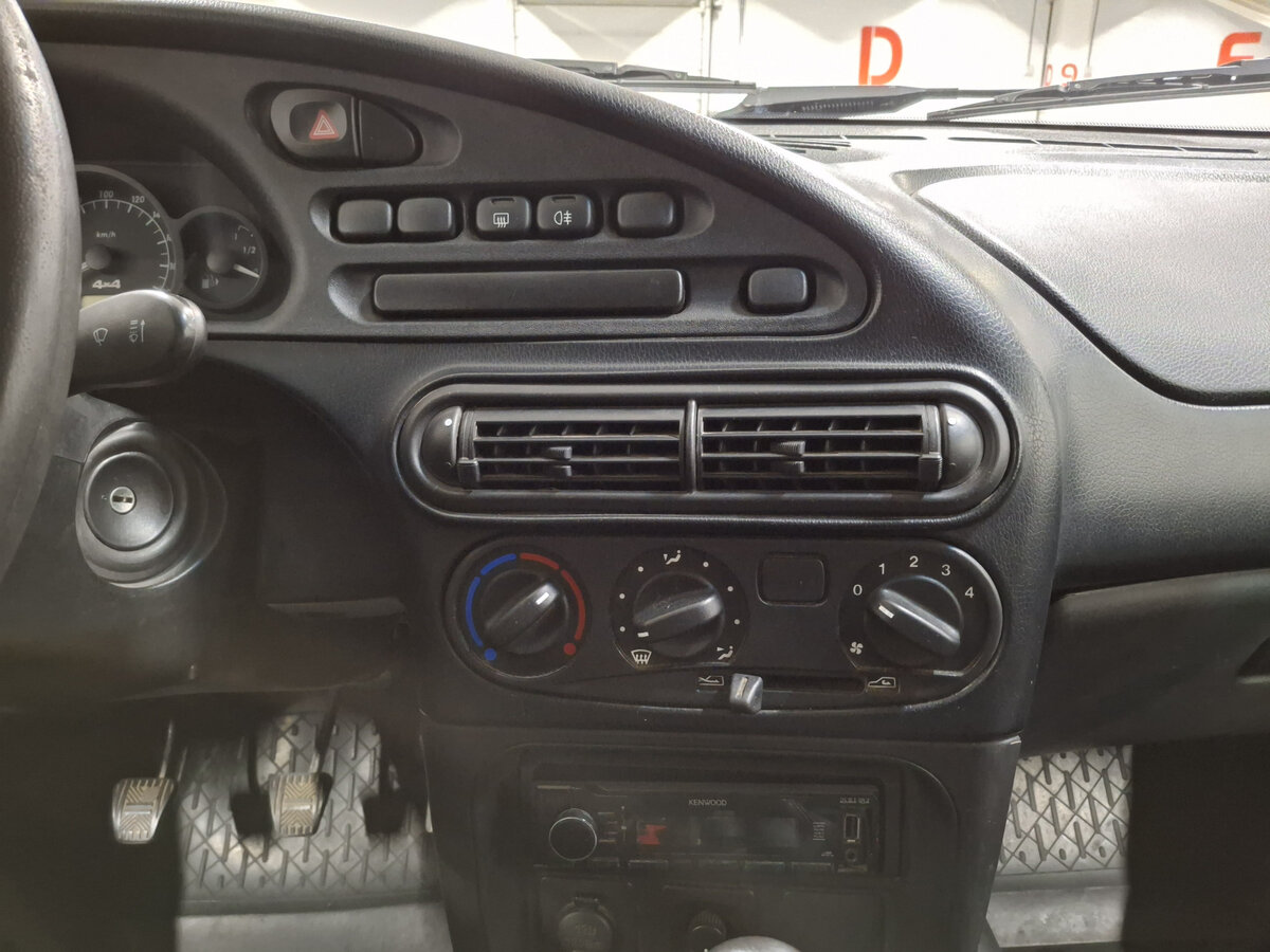 Купить Chevrolet Niva с пробегом. Фото: #14