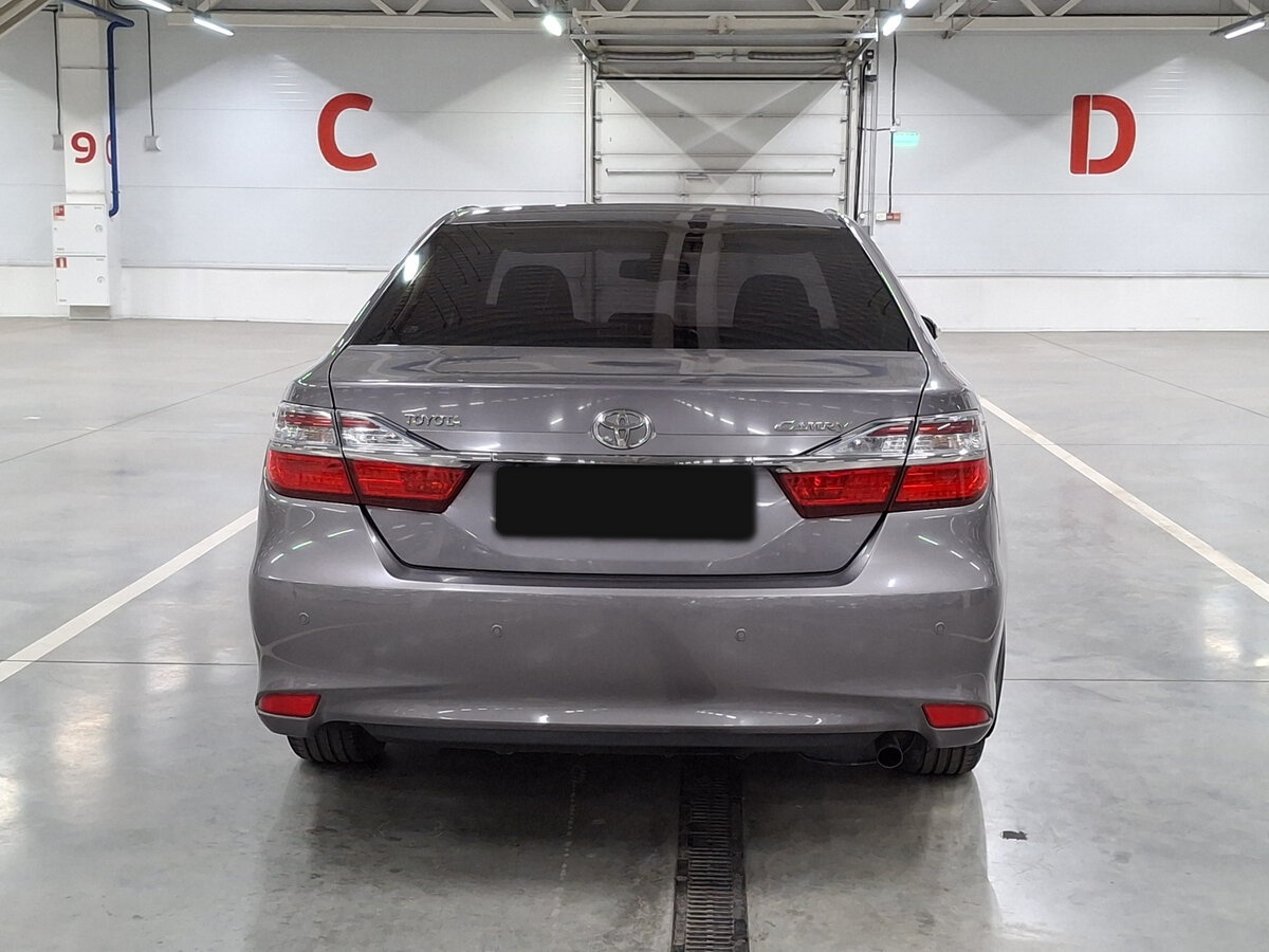 Купить Toyota Camry с пробегом. Фото: #5