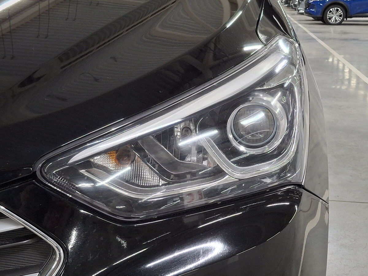 Купить Hyundai Santa Fe с пробегом. Фото: #15
