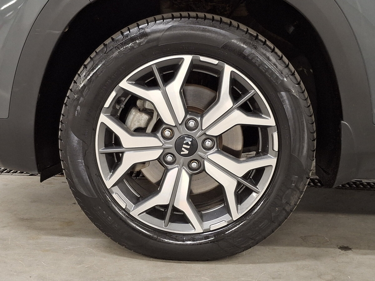 Купить Kia Seltos с пробегом. Фото: #17