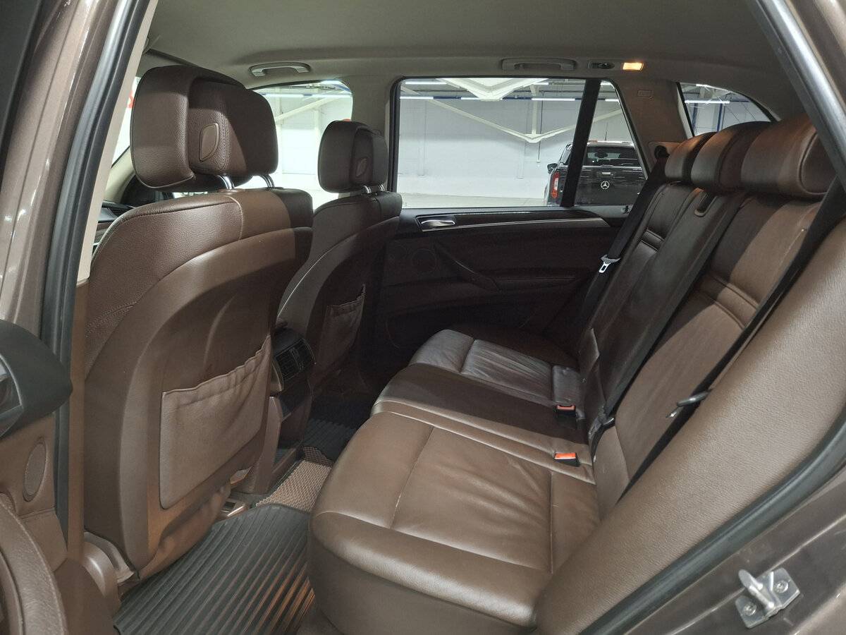 Купить BMW X5 с пробегом. Фото: #10