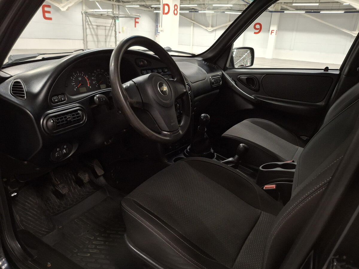 Купить Chevrolet Niva с пробегом. Фото: #15