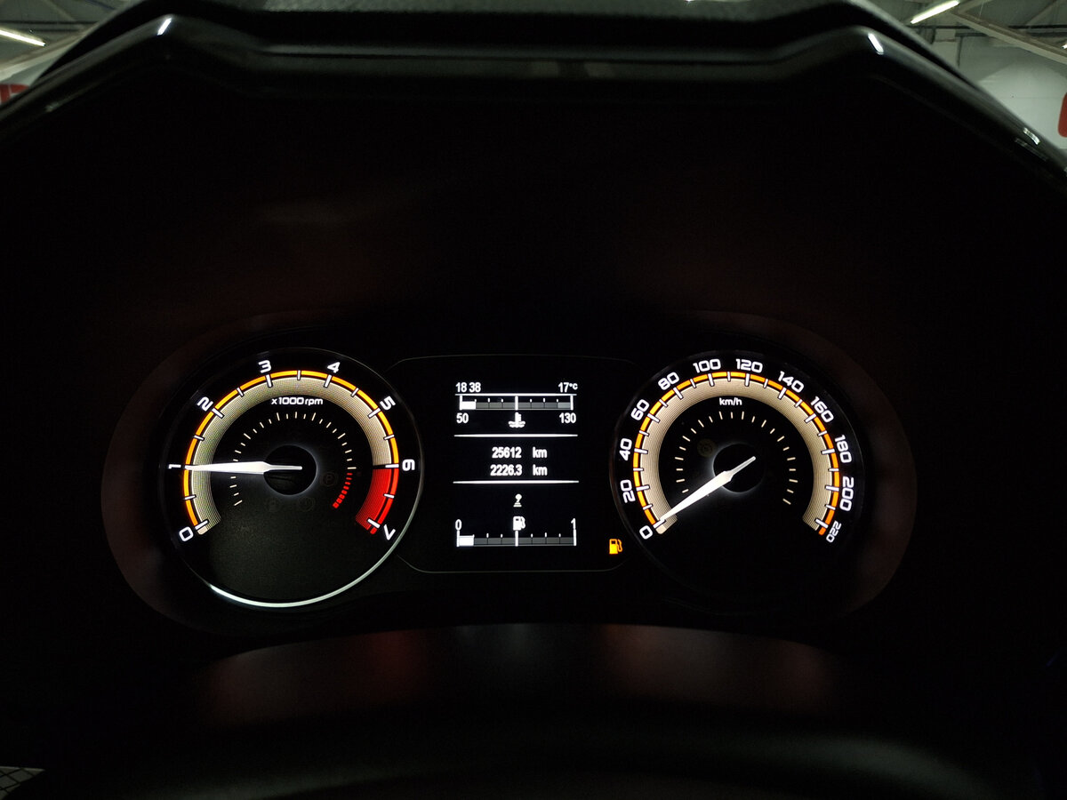 Купить Lada (ВАЗ) Vesta с пробегом. Фото: #12