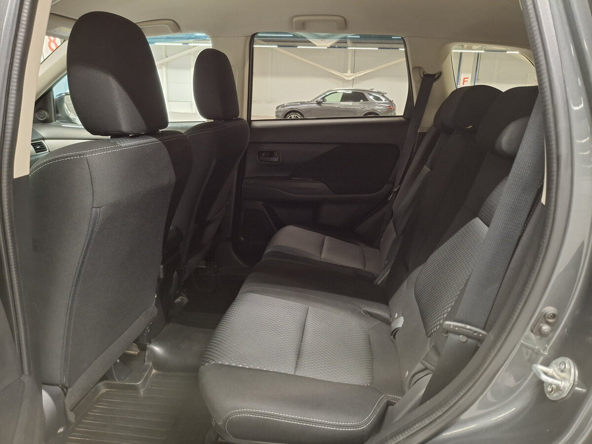 Продажа Б/У Митсубиши Оутлэндер. Фото: #11