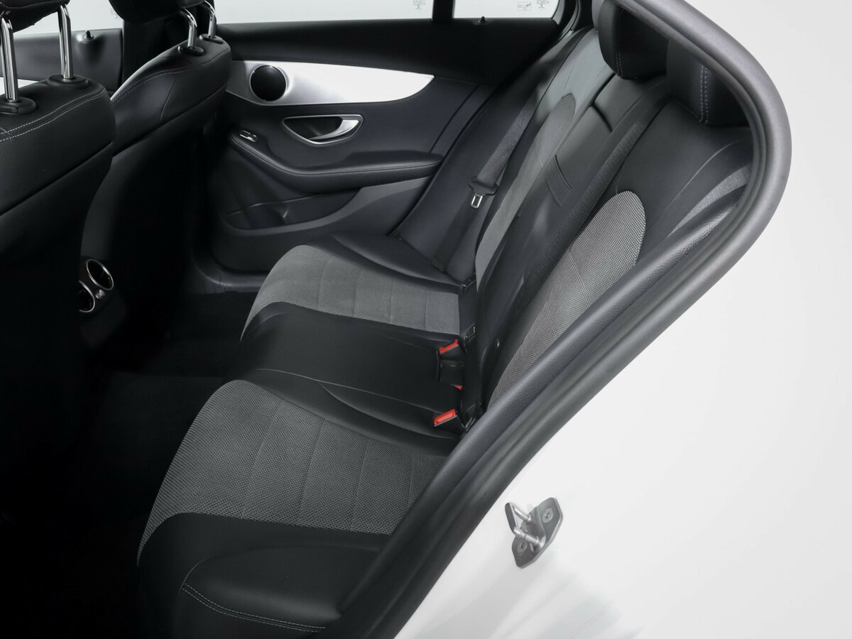 Купить Mercedes-Benz C-Класс с пробегом. Фото: #7