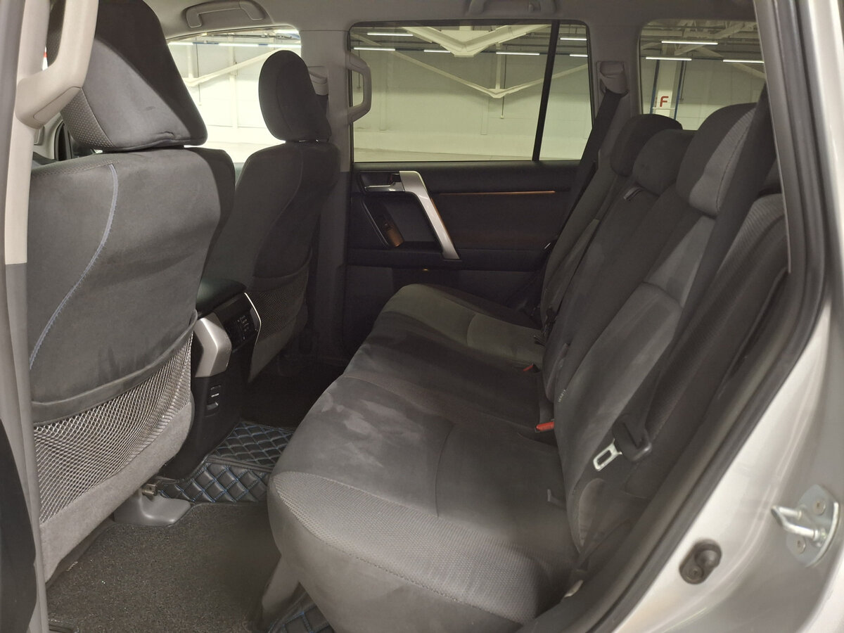 Купить Toyota Land Cruiser Prado с пробегом. Фото: #11