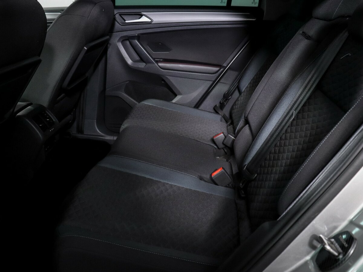 Купить Volkswagen Tiguan с пробегом. Фото: #7
