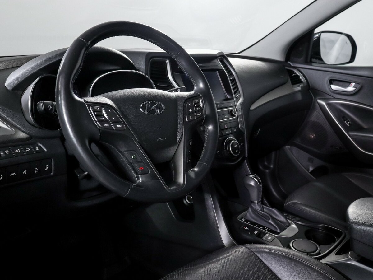 Купить Hyundai Santa Fe с пробегом. Фото: #13