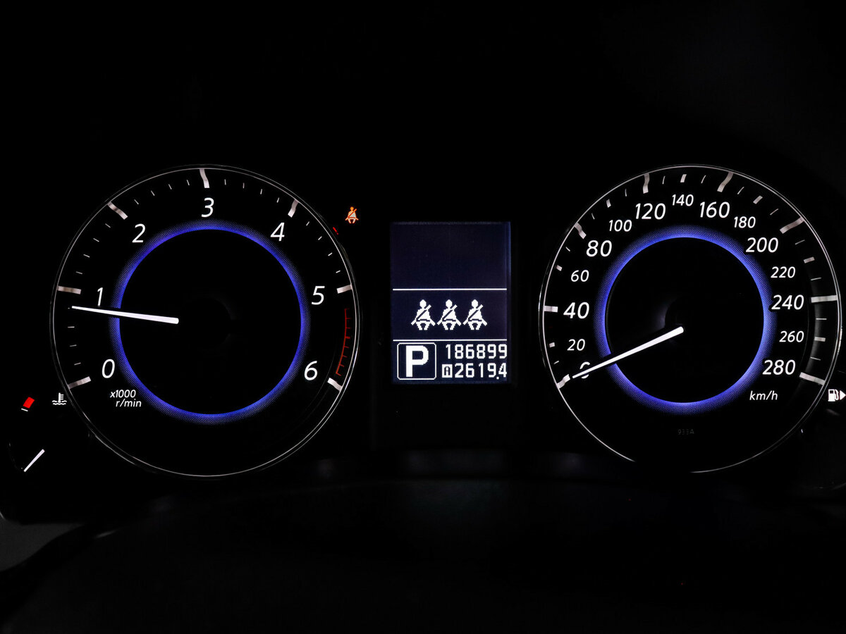 Купить Infiniti FX с пробегом. Фото: #8