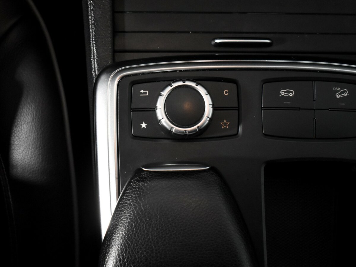 Купить Mercedes-Benz M-Класс с пробегом. Фото: #8