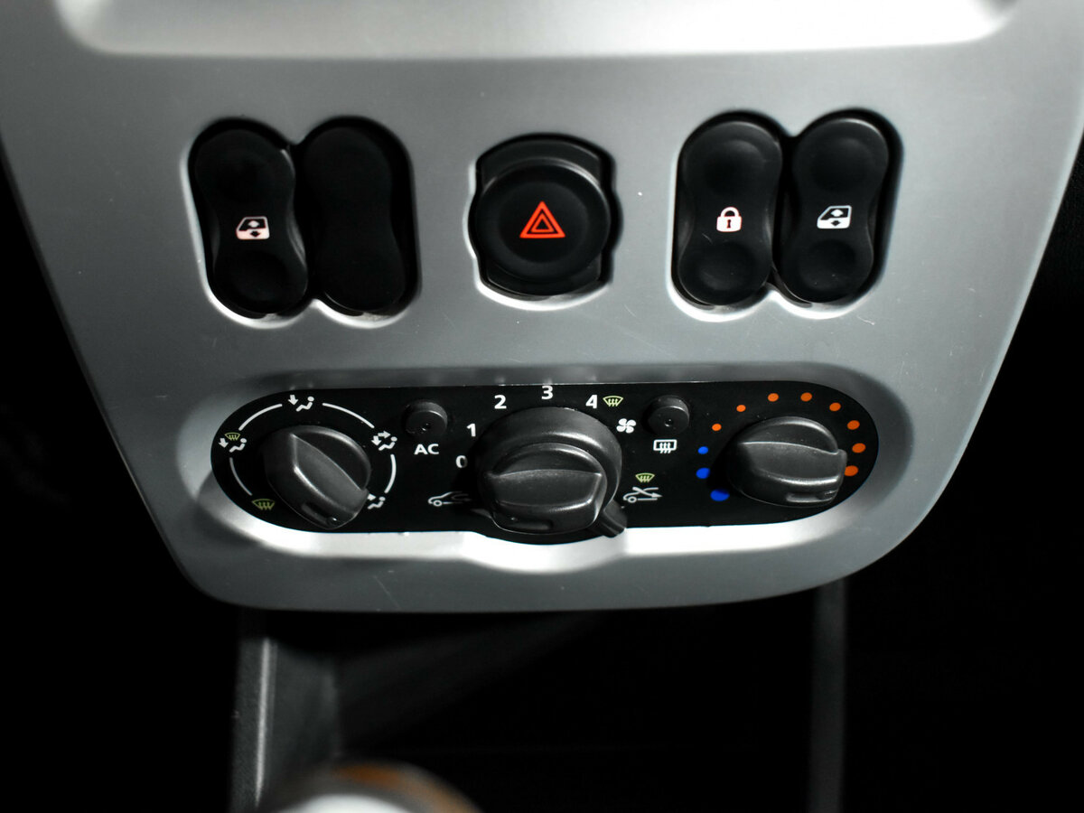 Продажа Б/У Рено Сандеро. Фото: #15