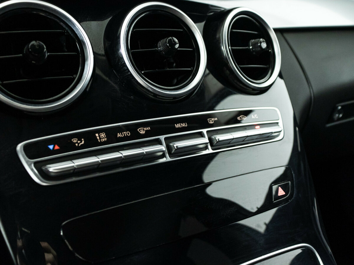 Купить Mercedes-Benz C-Класс с пробегом. Фото: #14