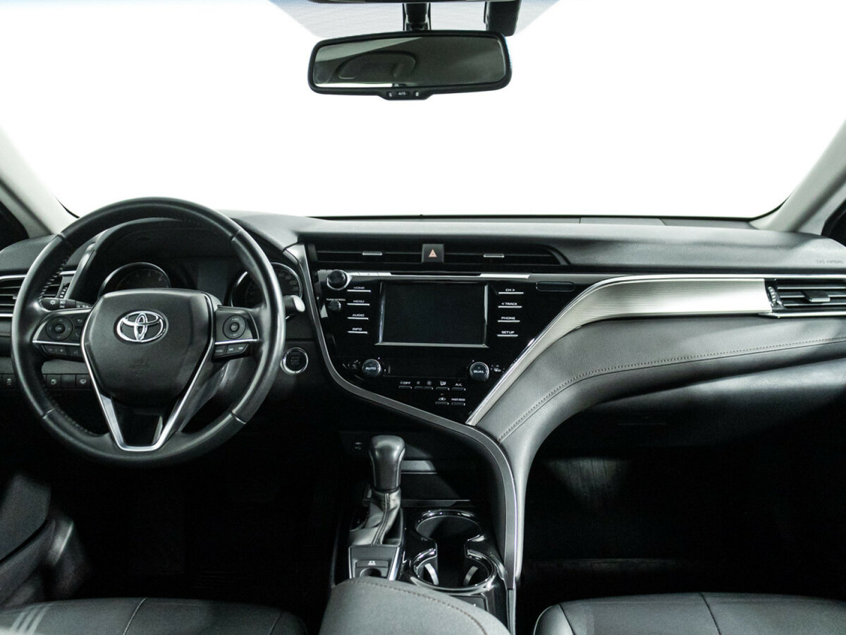 Купить Toyota Camry с пробегом. Фото: #12