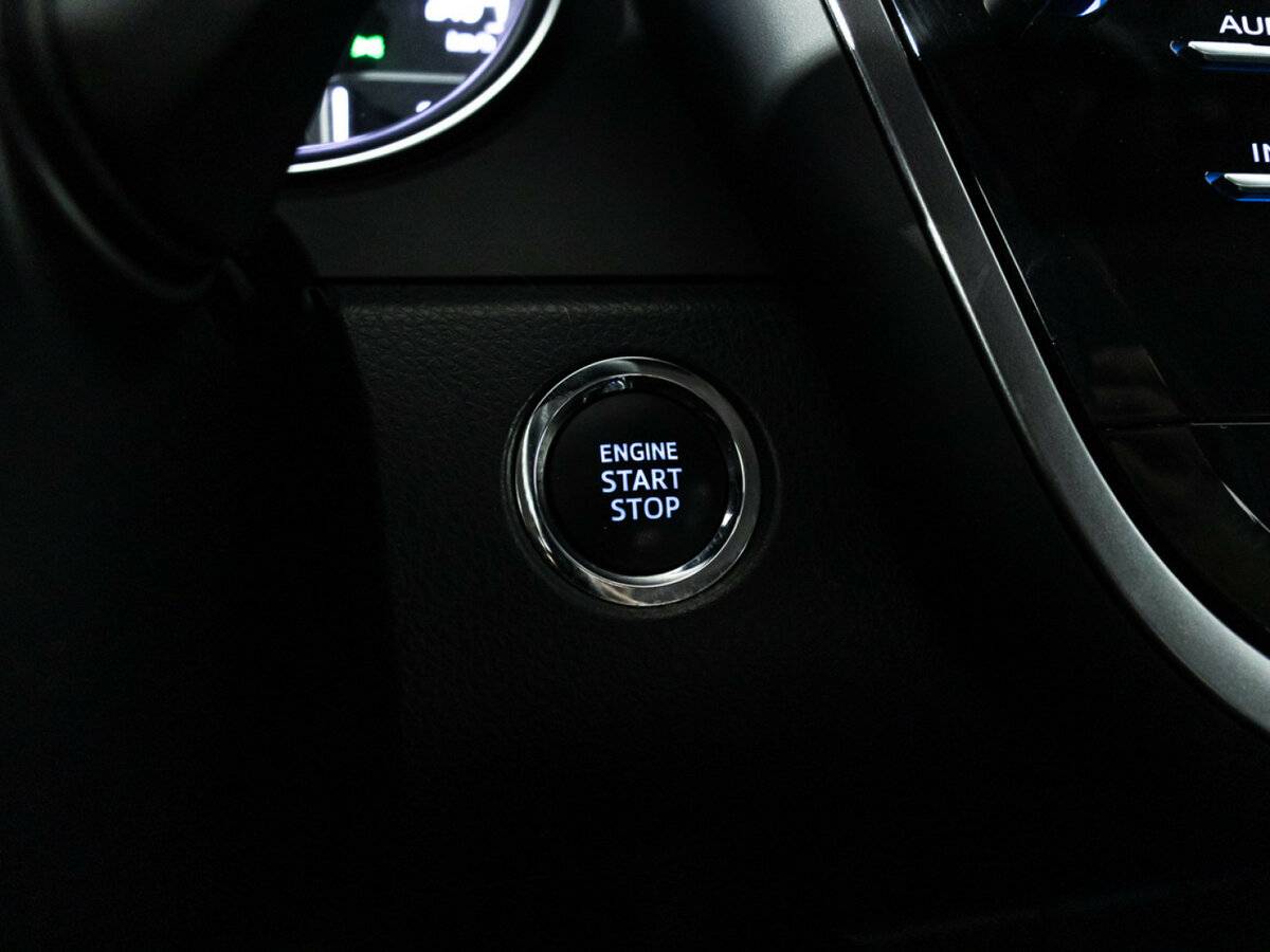 Купить Toyota Camry с пробегом. Фото: #15