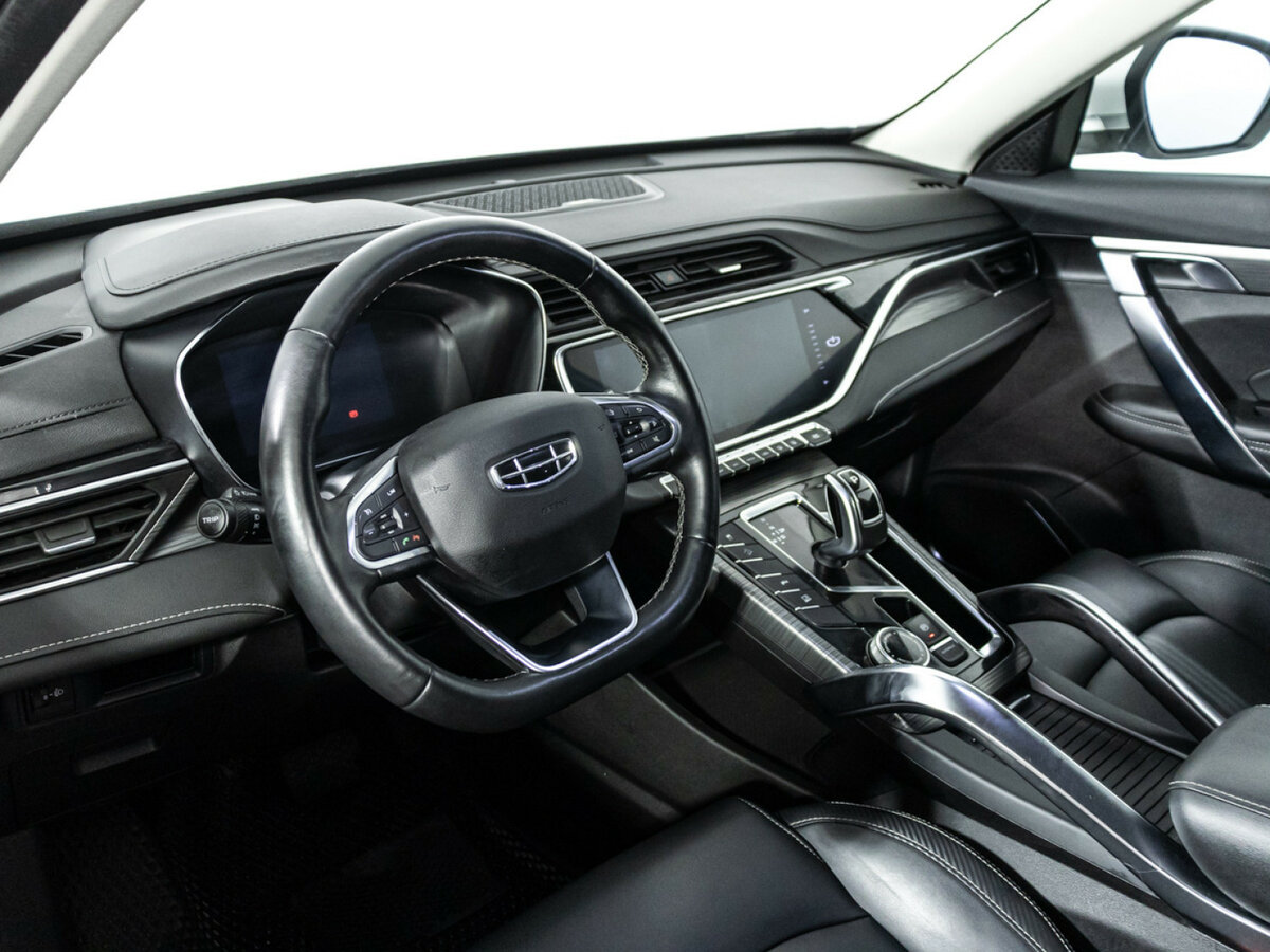 Купить Geely Atlas Pro с пробегом. Фото: #10