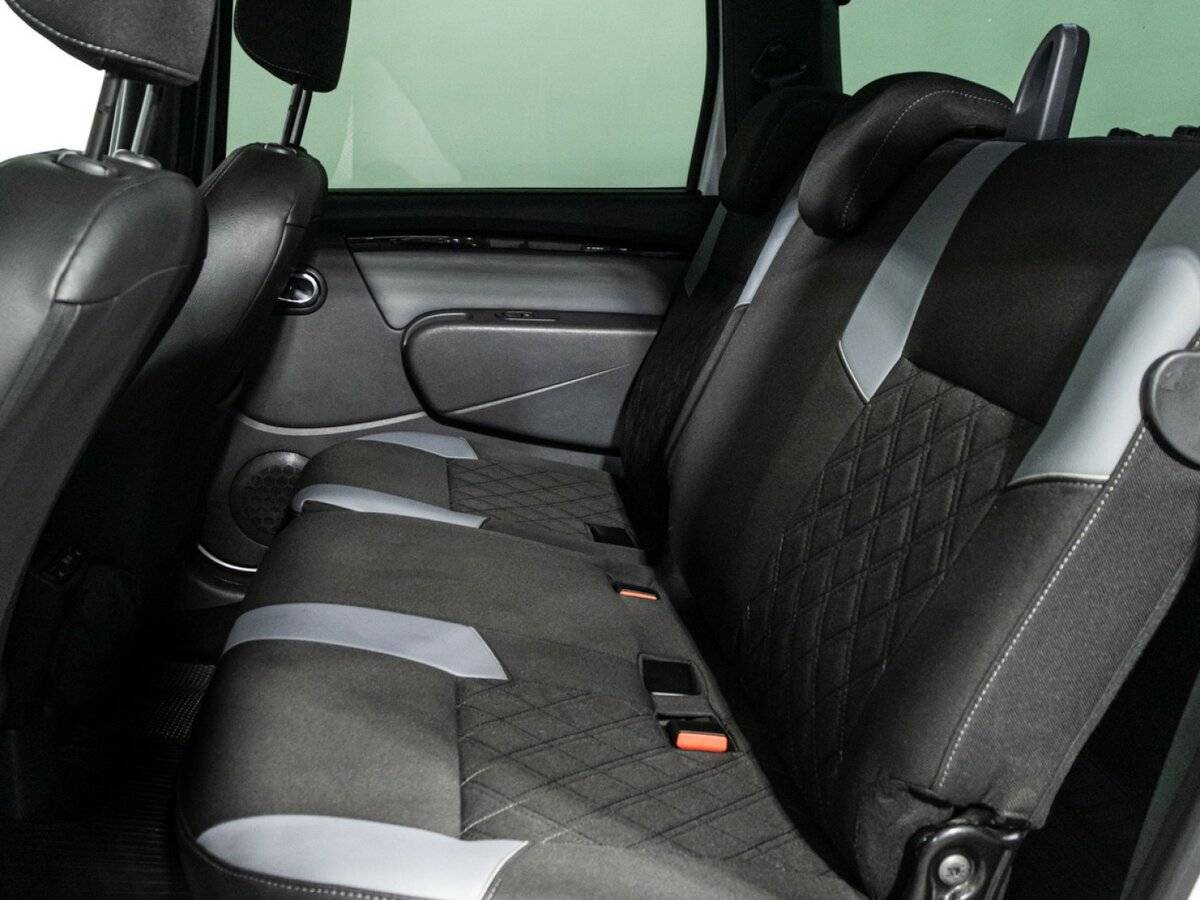 Продажа Б/У Лада (ВАЗ) Ларгус. Фото: #9