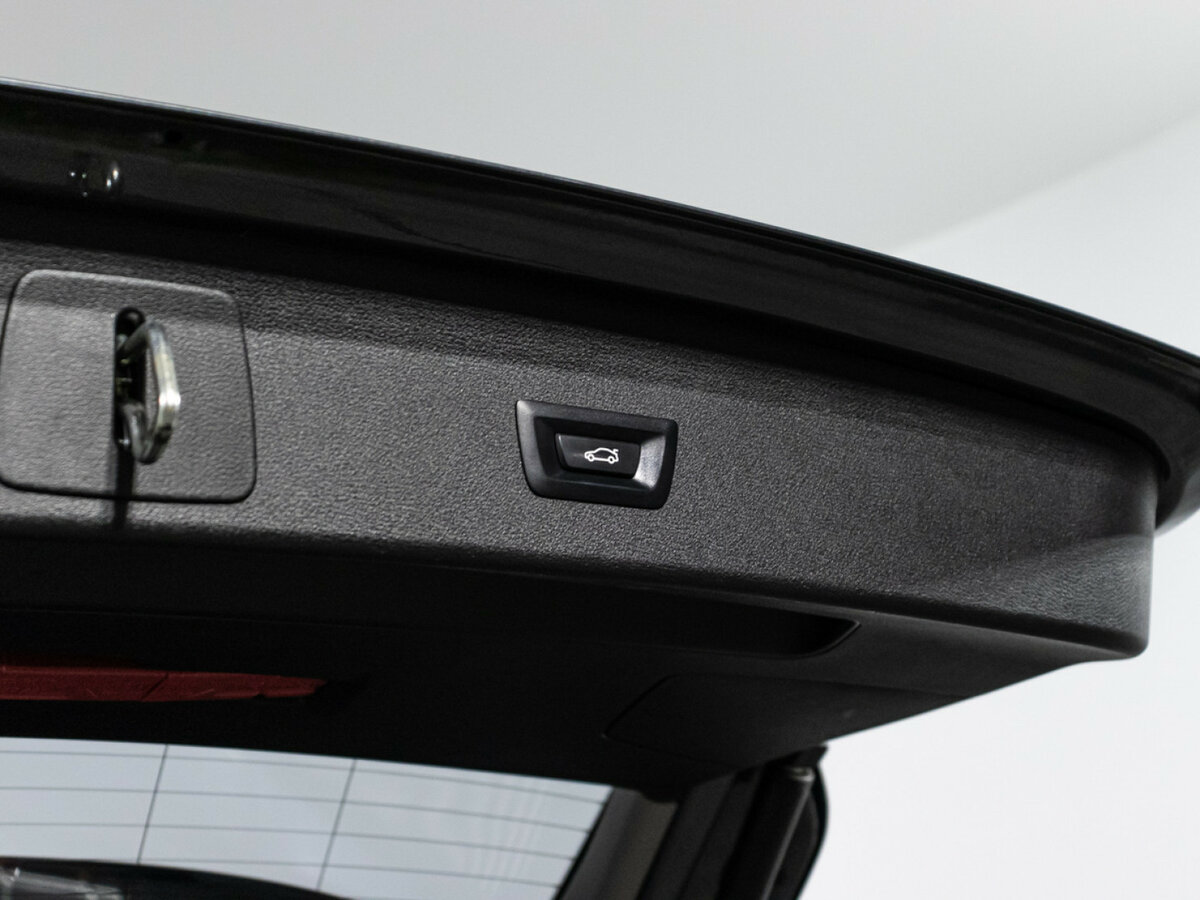 Купить BMW X1 с пробегом. Фото: #19