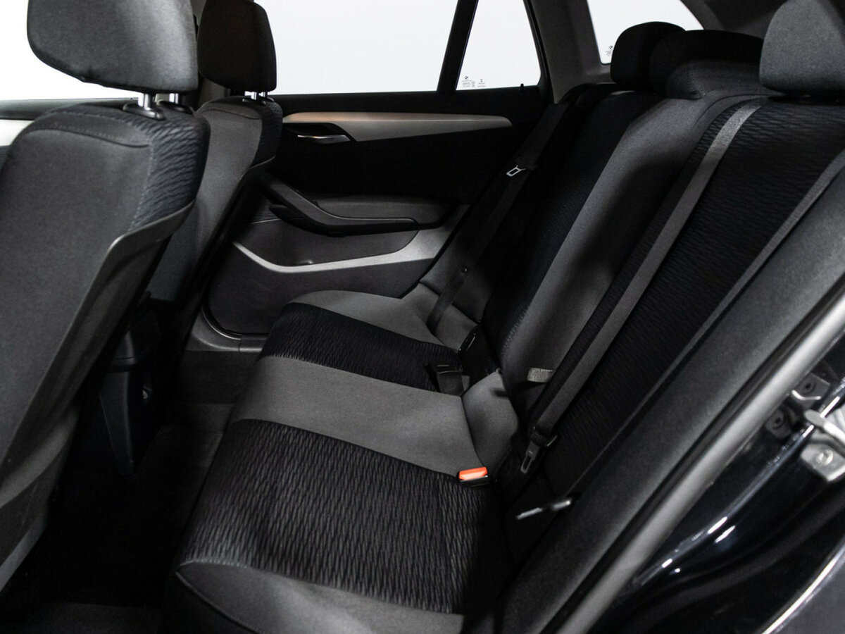 Купить BMW X1 с пробегом. Фото: #9