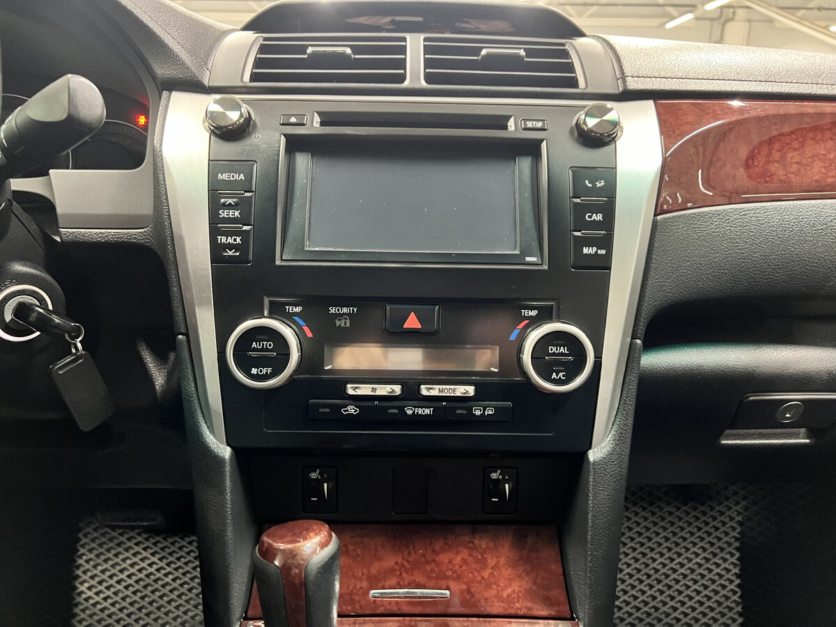 Продажа Б/У Тойота Камри. Фото: #14