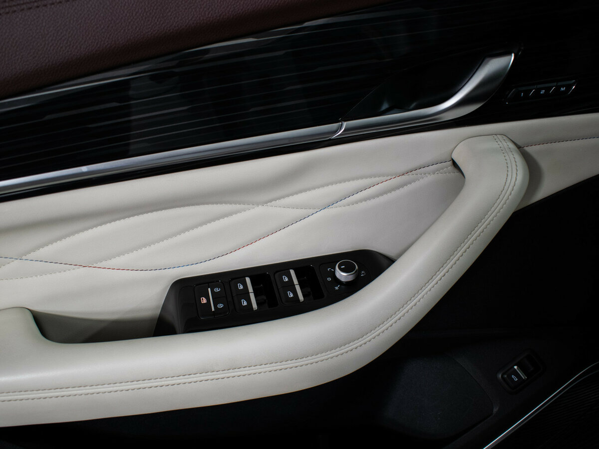 Купить Geely Monjaro с пробегом. Фото: #22