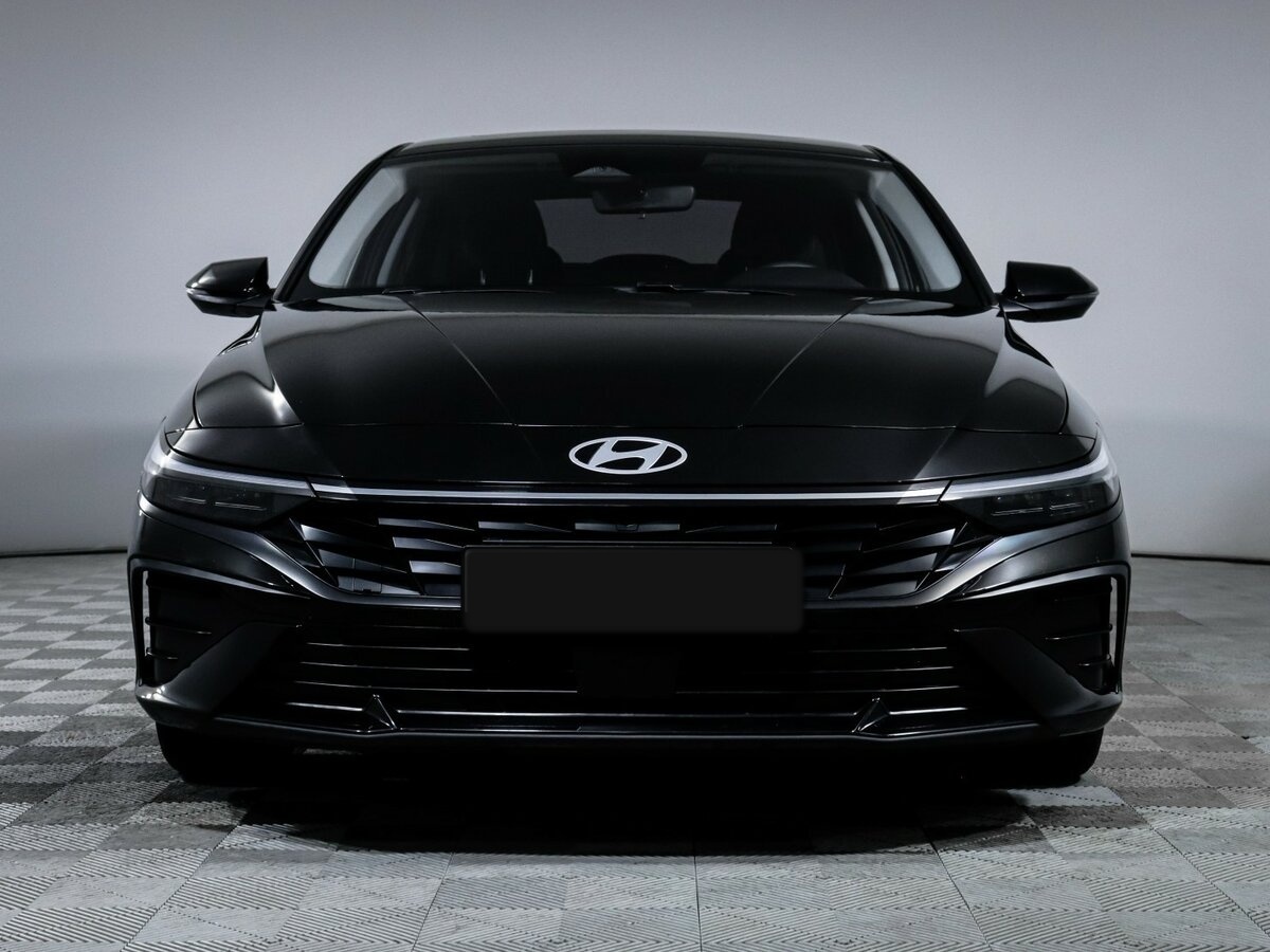 Купить Hyundai Elantra с пробегом. Фото: #1