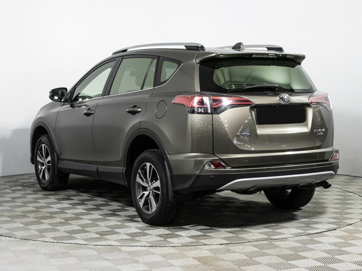 Купить Toyota RAV4 с пробегом. Фото: #6