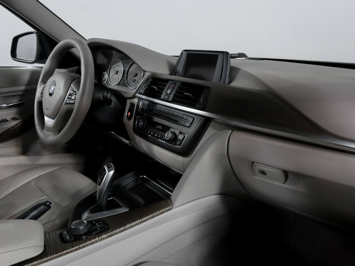 Купить BMW 3 серии с пробегом. Фото: #6