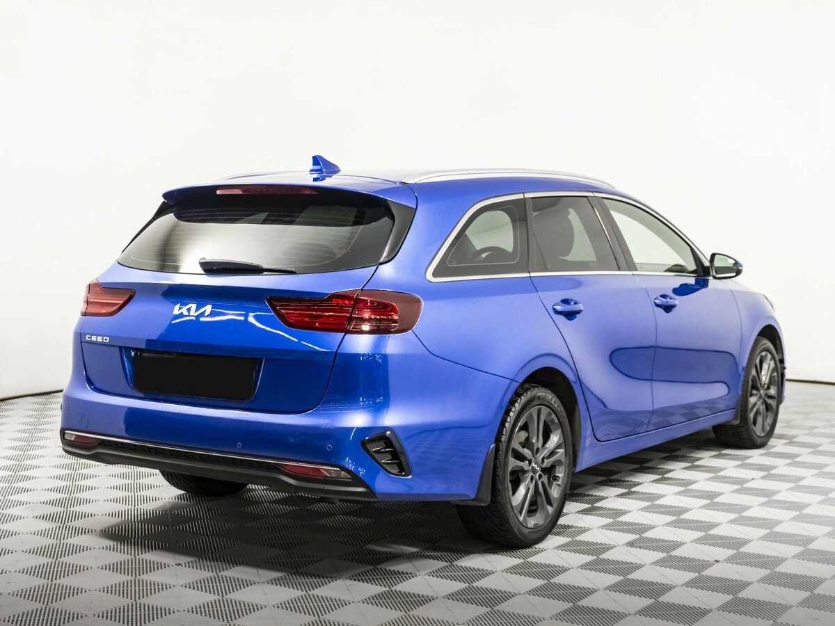 Купить Kia Ceed с пробегом. Фото: #3