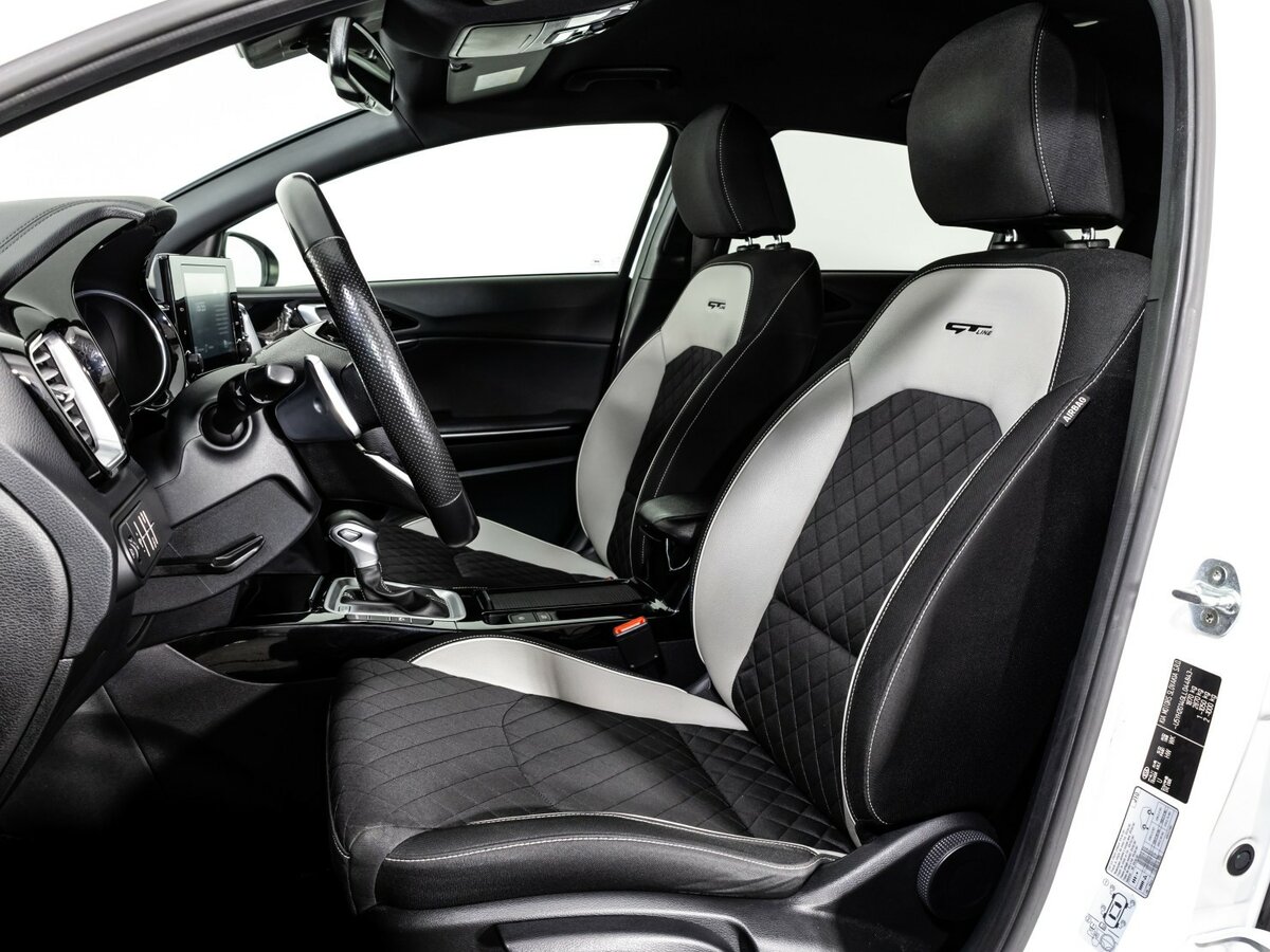 Купить Kia Proceed с пробегом. Фото: #17