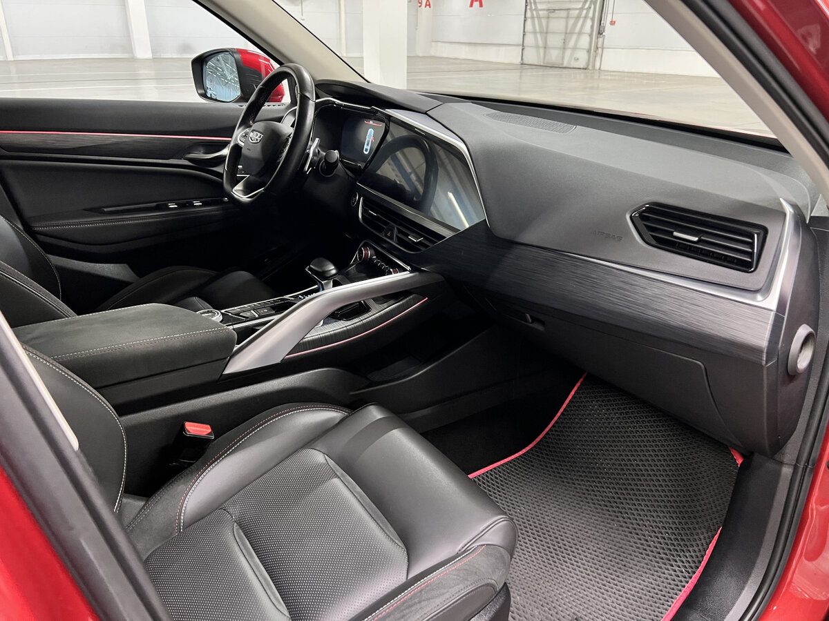 Купить Geely Tugella с пробегом. Фото: #10