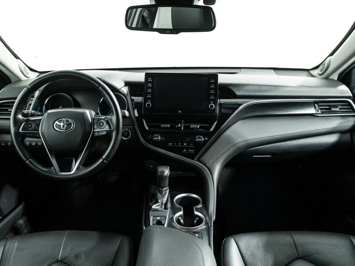 Купить Toyota Camry с пробегом. Фото: #11