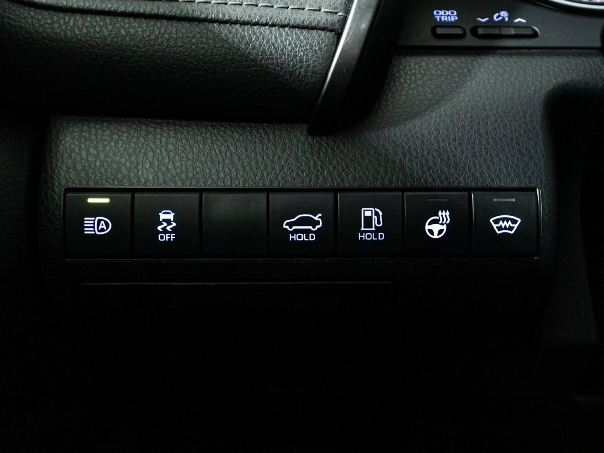 Купить Toyota Camry с пробегом. Фото: #22