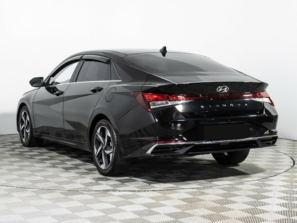 Купить Hyundai Elantra с пробегом. Фото: #6