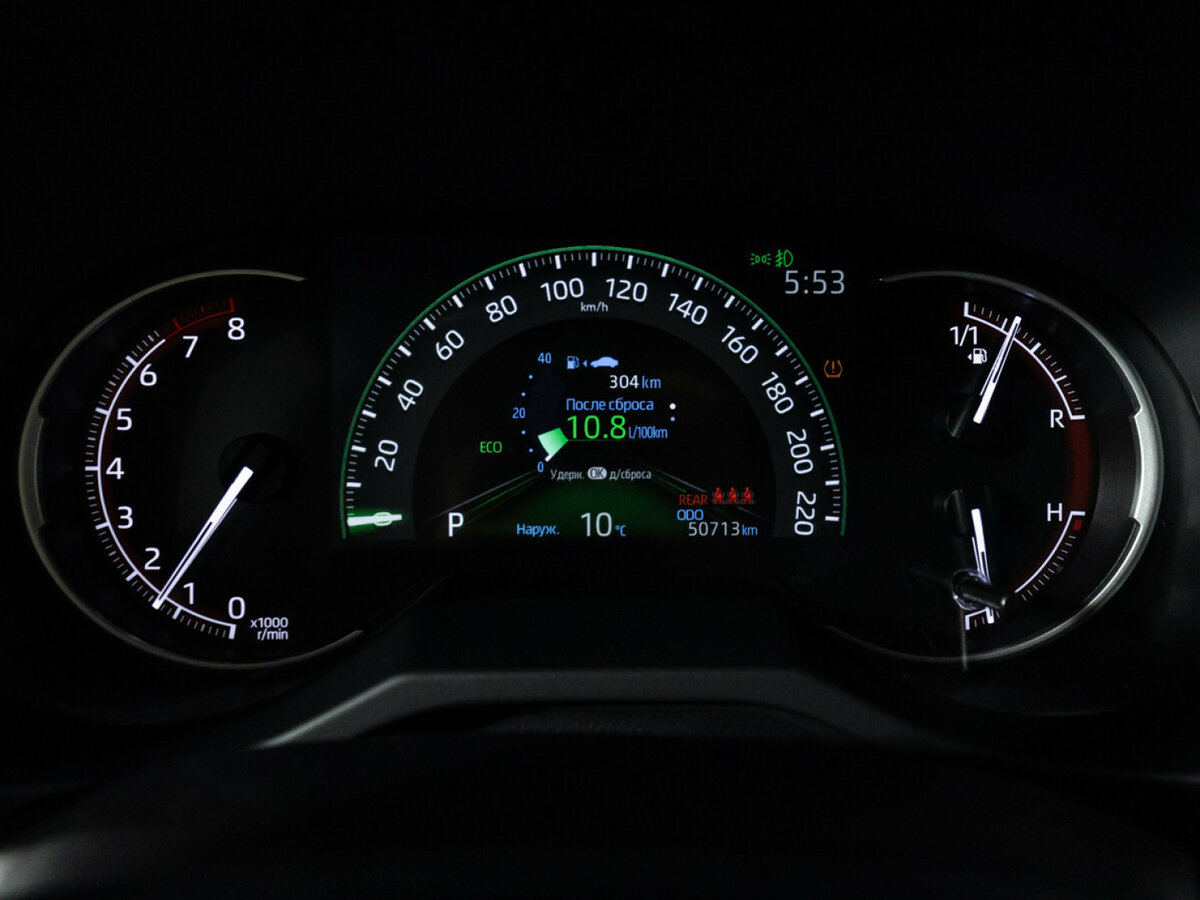 Купить Toyota RAV4 с пробегом. Фото: #11