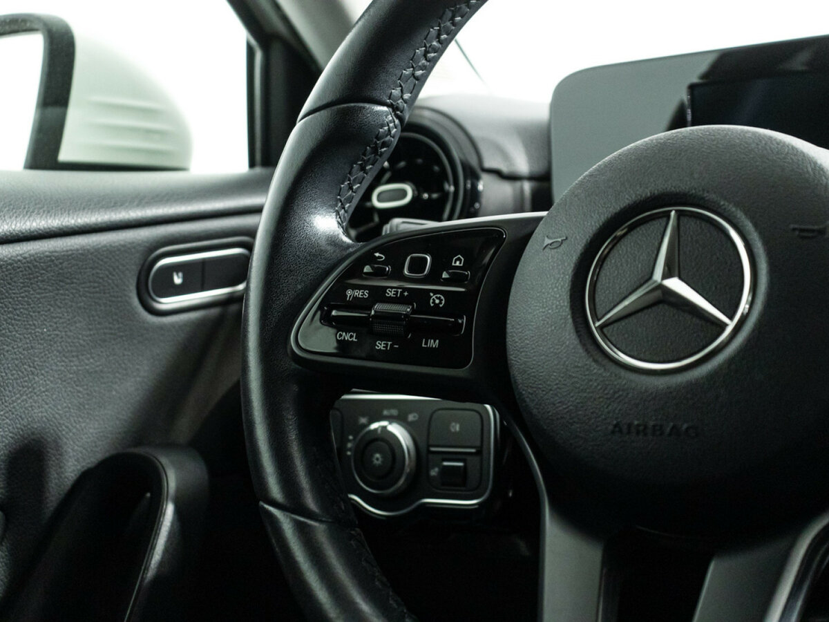 Купить Mercedes-Benz A-Класс с пробегом. Фото: #16