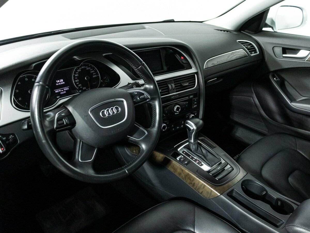 Купить Audi A4 с пробегом. Фото: #10