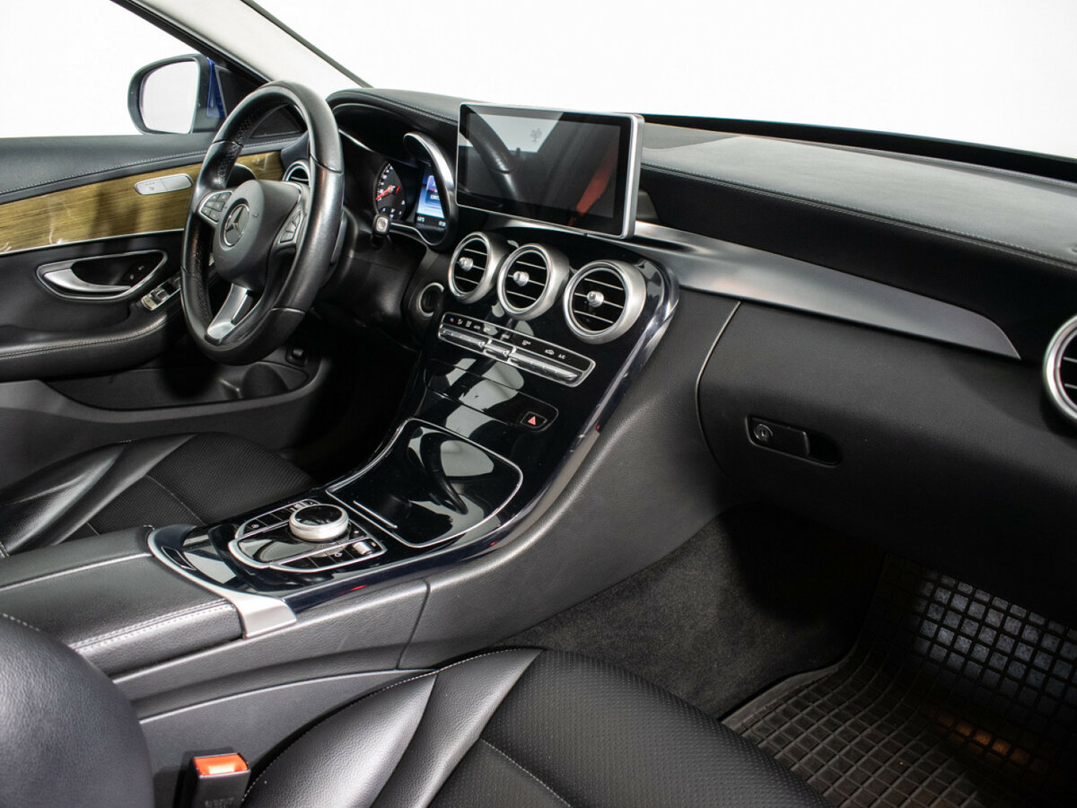 Купить Mercedes-Benz C-Класс с пробегом. Фото: #8