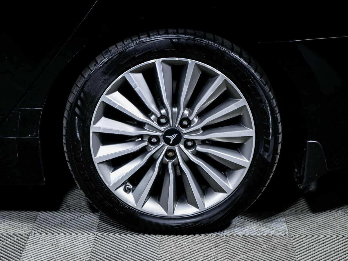 Купить Hyundai Equus с пробегом. Фото: #14