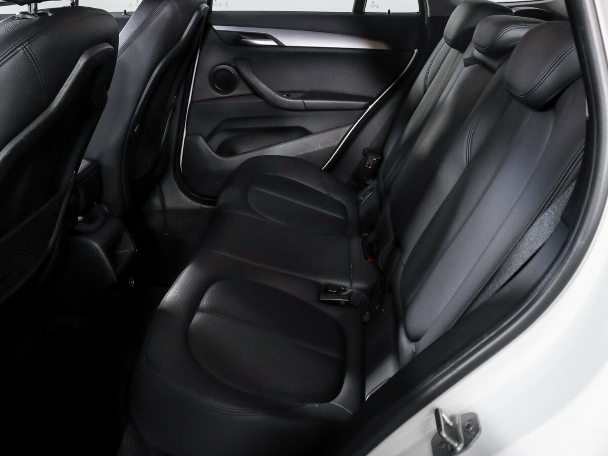 Купить BMW X1 с пробегом. Фото: #9
