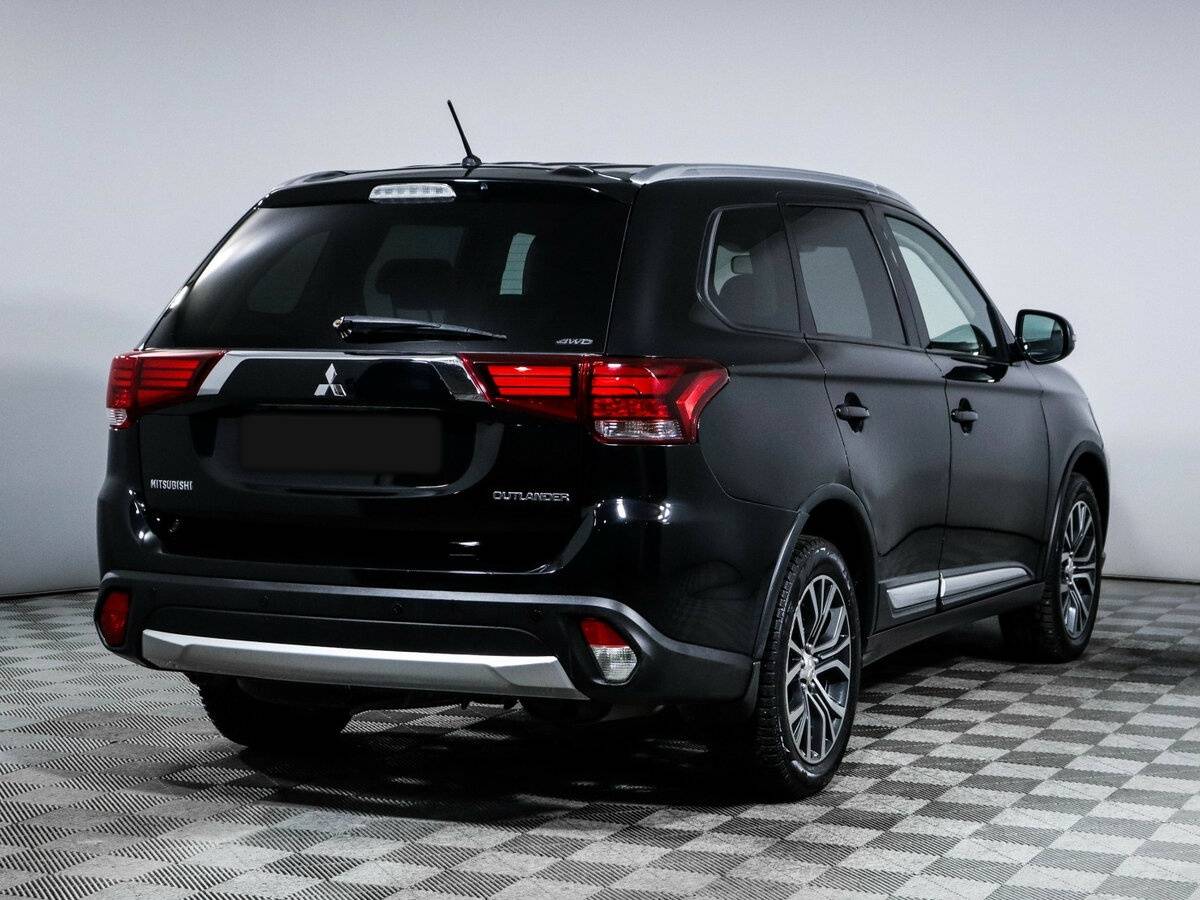 Купить Mitsubishi Outlander с пробегом. Фото: #4