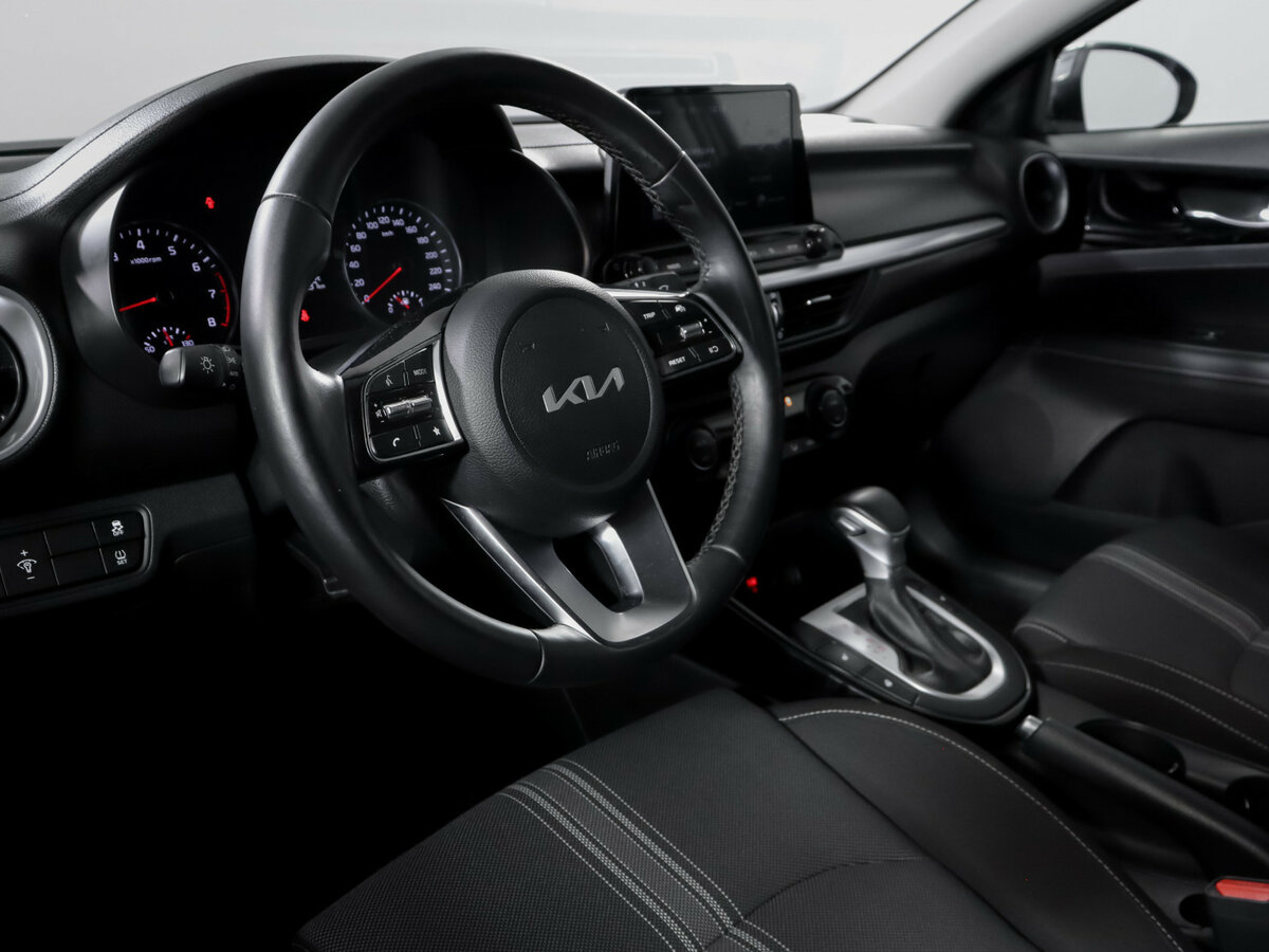 Купить Kia Cerato с пробегом. Фото: #11
