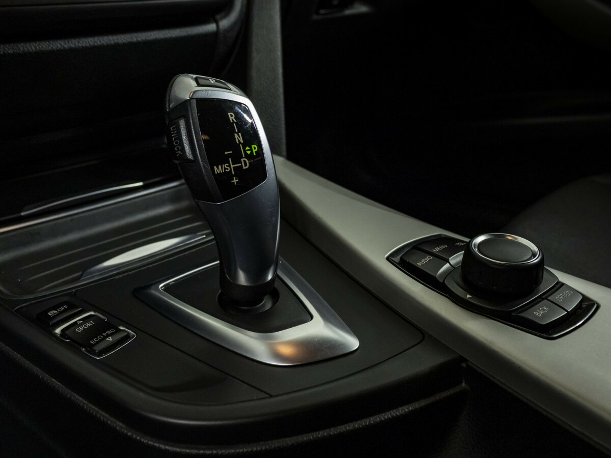 Купить BMW 3 серии с пробегом. Фото: #10