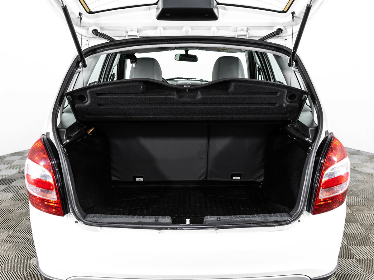 Купить Lada (ВАЗ) Granta с пробегом. Фото: #15