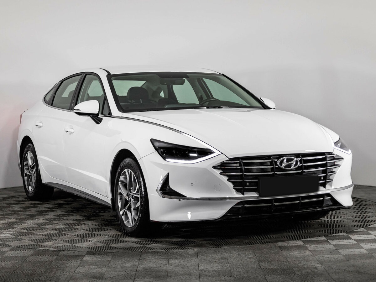 Купить Hyundai Sonata с пробегом. Фото: #2