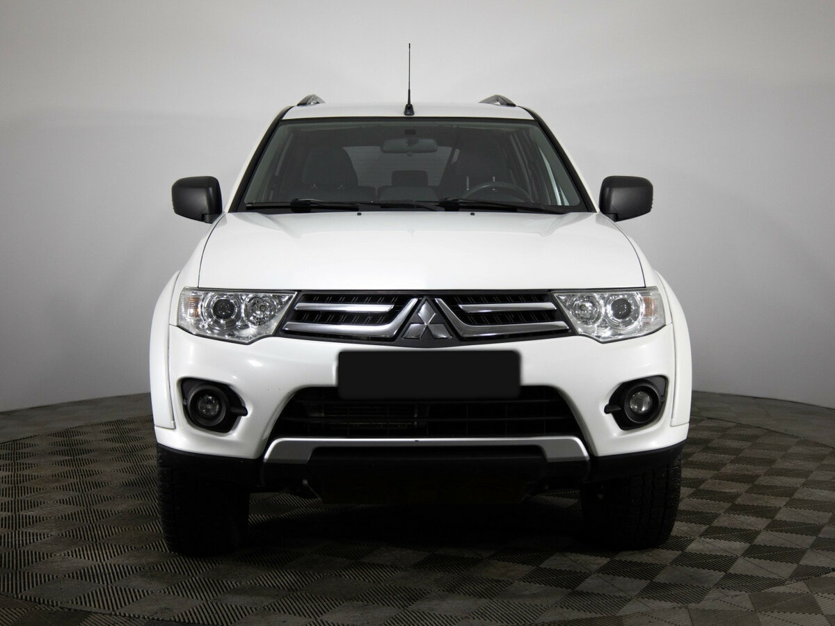 Купить Mitsubishi Pajero Sport с пробегом. Фото: #1