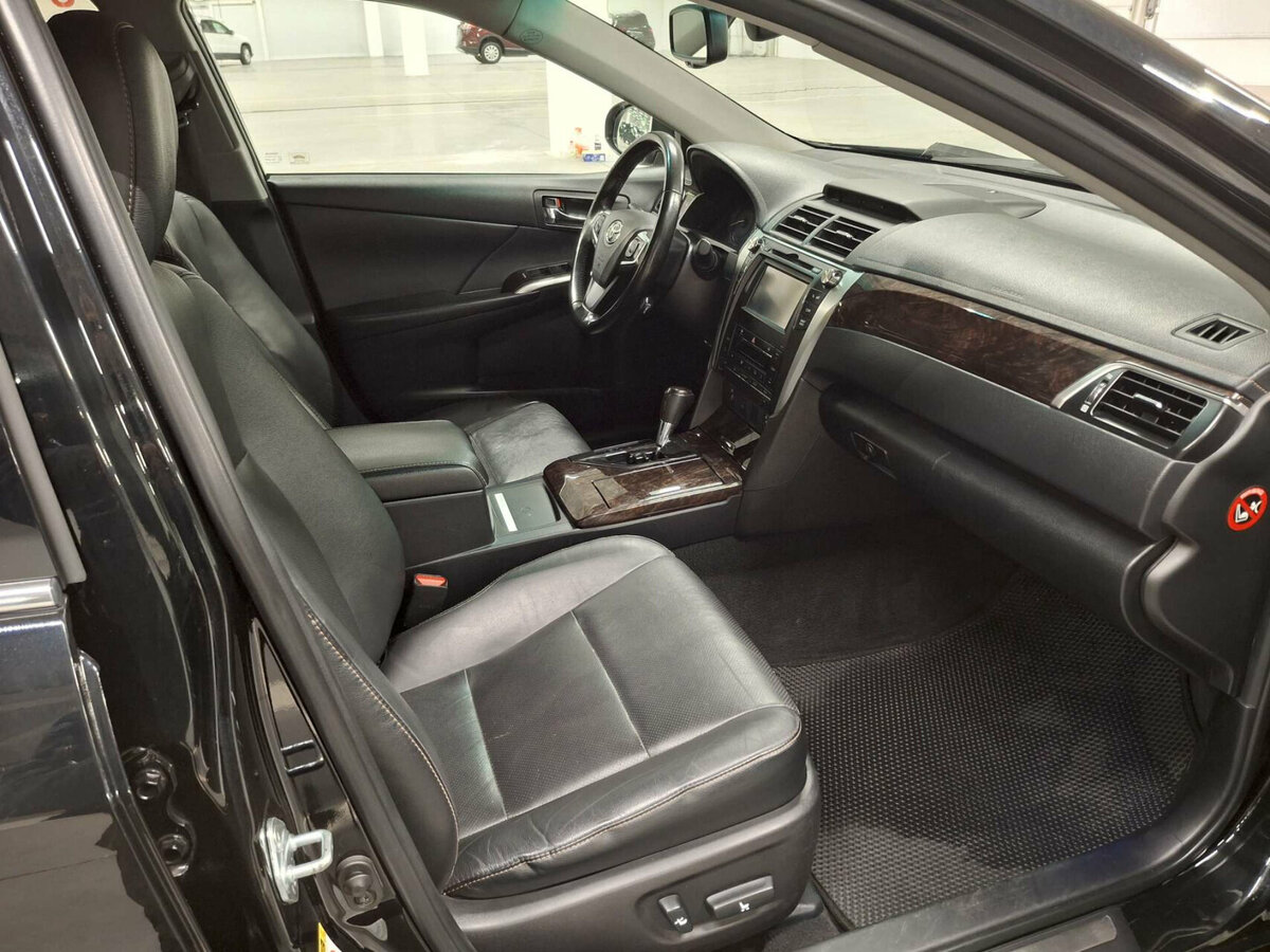 Продажа Б/У Тойота Камри. Фото: #9